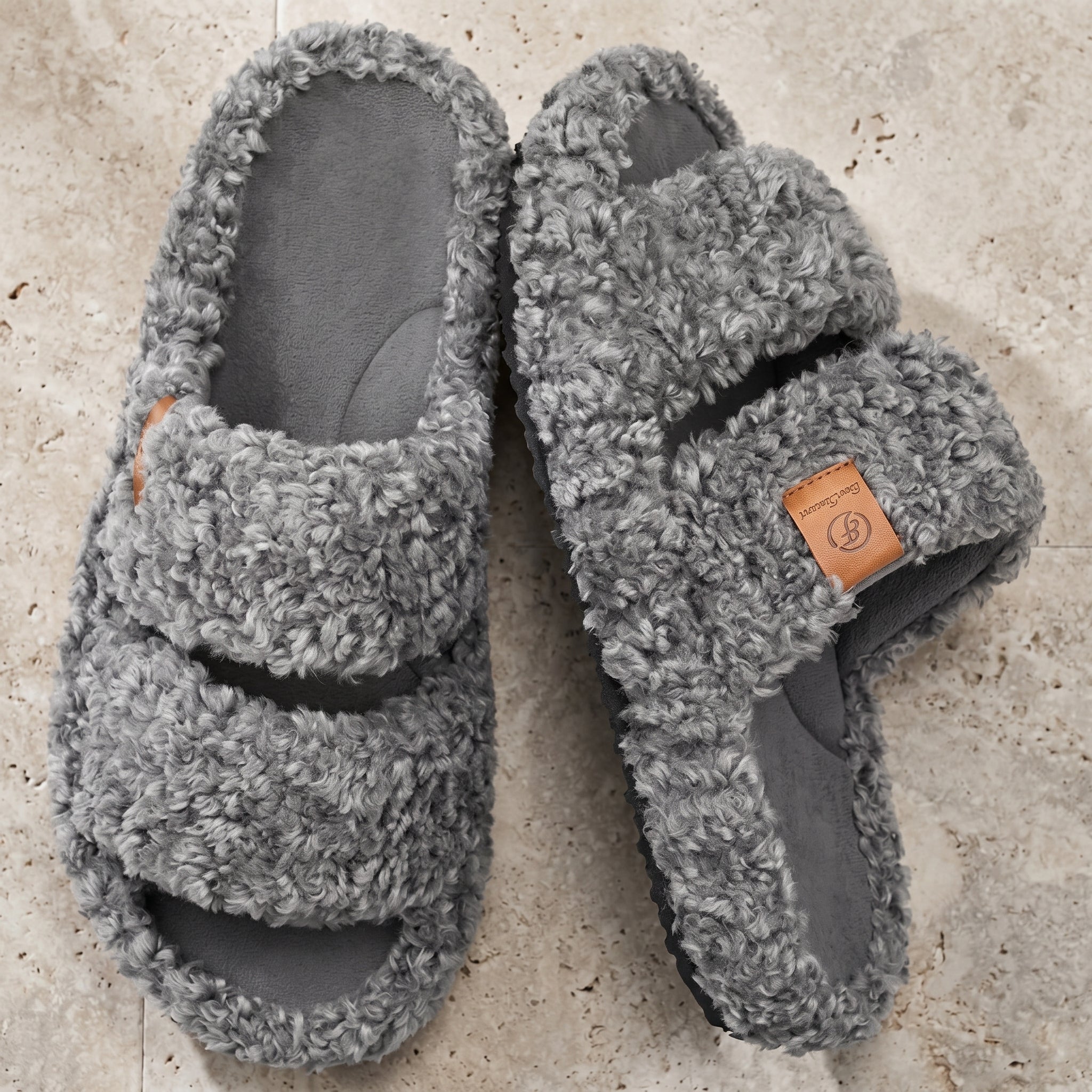 Toasty fleece bedroom slippers