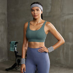 Removable pad sports bra